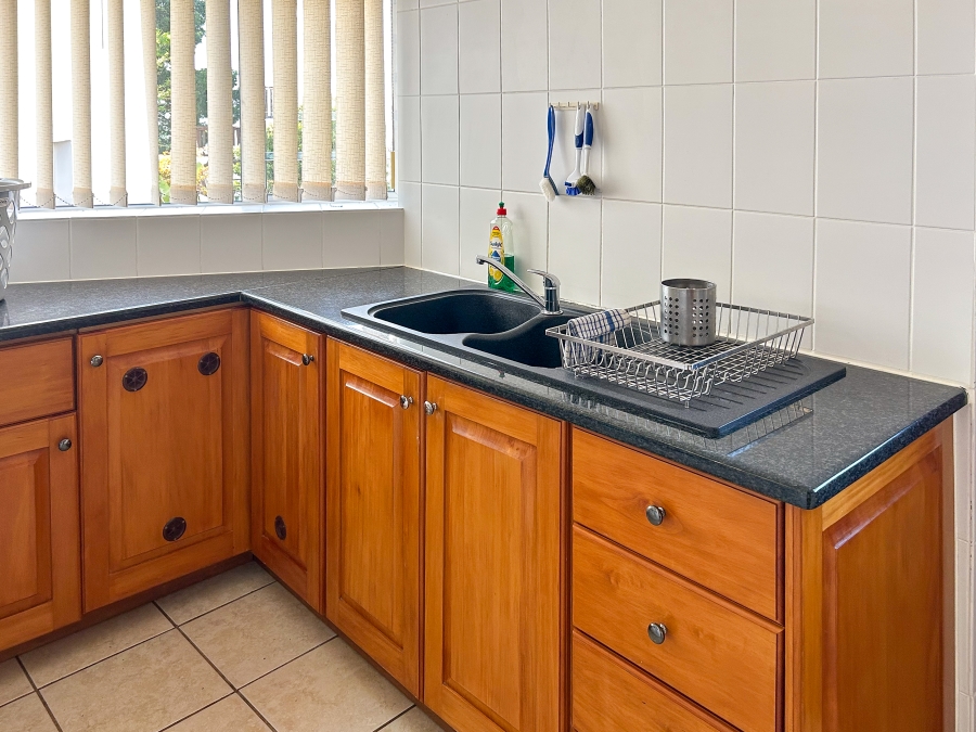 5 Bedroom Property for Sale in Heuwelkruin Western Cape